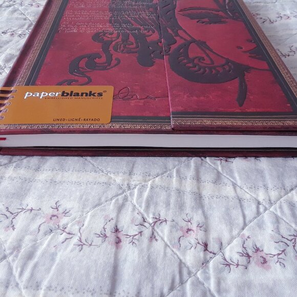 Amy Winehouse Paperblanks Journal - Picture 6 of 7